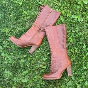 Lace up tall boots TIMBERLAND